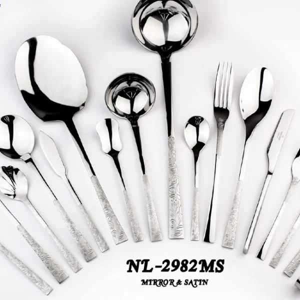 سرویس-قاشق-و-چنگال-1351-پارچ-24-نفره-صندوق-چوبی-نیولند-مدل-2982MS