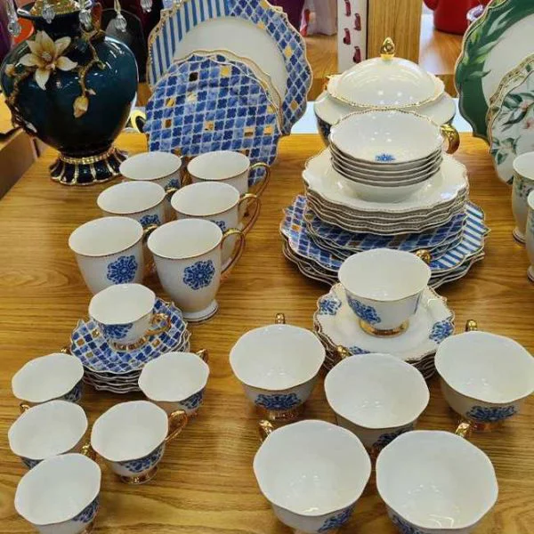 سرویس غذا خوری ۲۴ پارچه کدkit art 1021