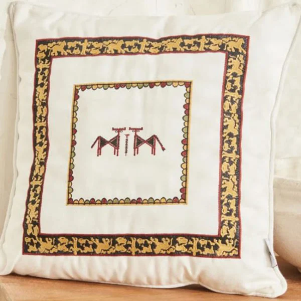 کوسن گلدوزی‌شده Karaca Home کد505000431