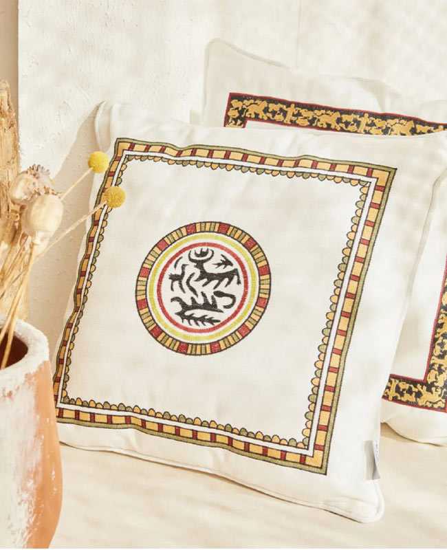 کوسن گلدوزیشده Karaca Home کد 505000430